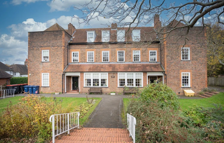 Welcoming you to Abbeyfield House