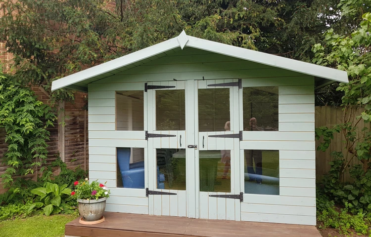 Summer house in the garden at Abbeyfield Roland House, Basingstoke